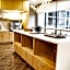 Delta Hotels by Marriott Cincinnati Sharonville
