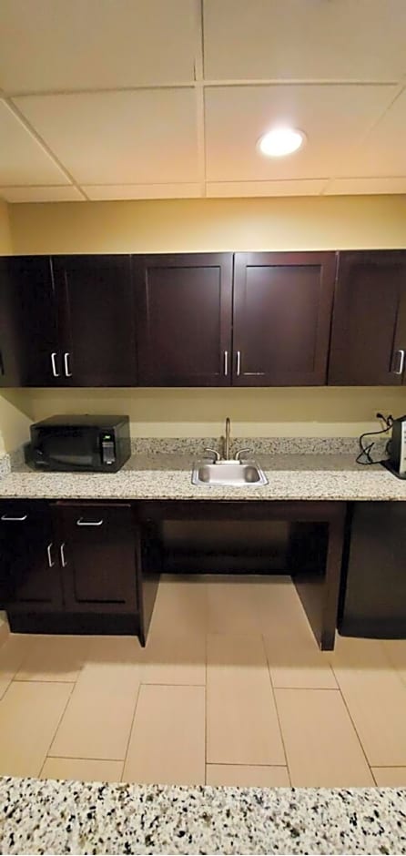 Holiday Inn Express Pittsburgh West - Greentree