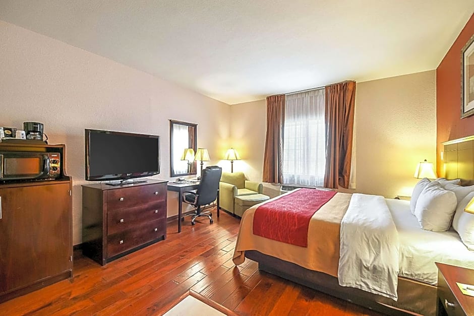 Quality Inn Kingsville Hwy 77