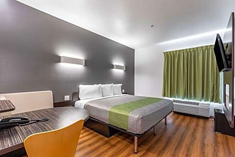 Motel 6-Las Vegas, NV - Motor Speedway