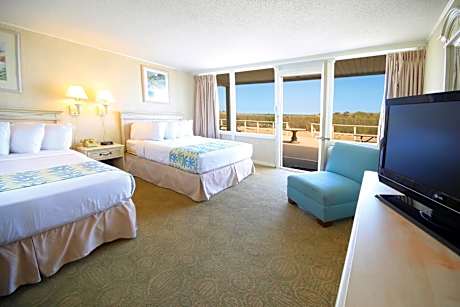 Beachfront/No view of Ocean/2 double beds