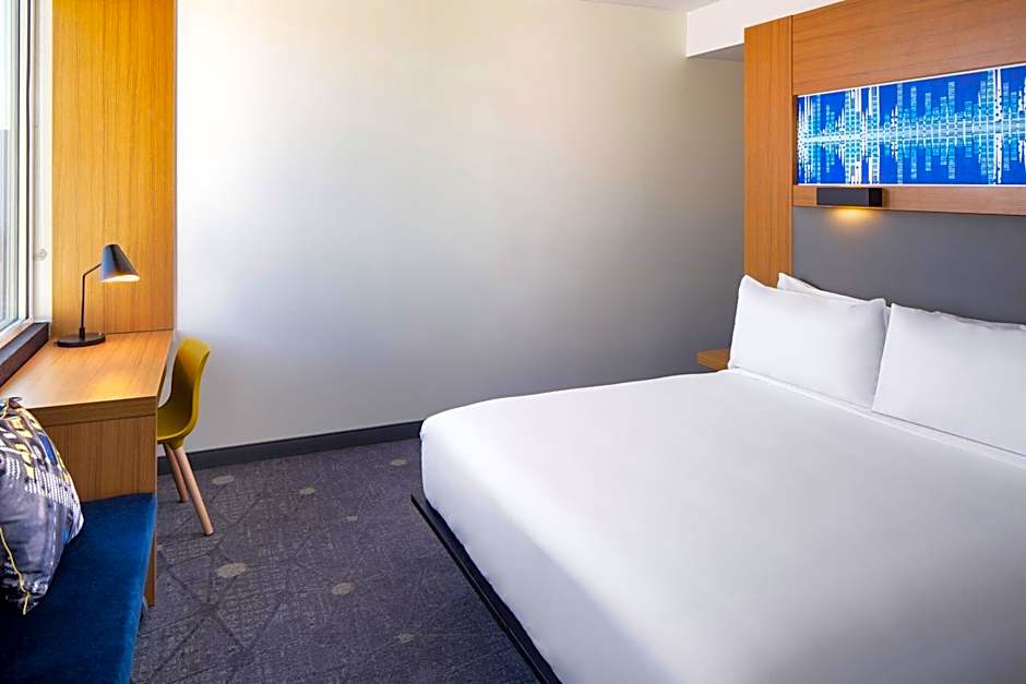 Aloft Tempe
