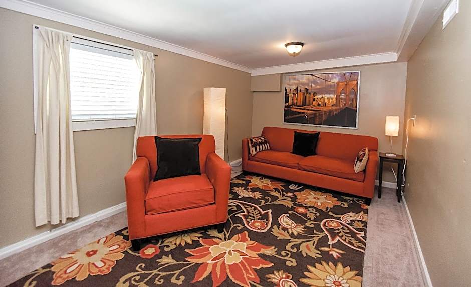The Broadway Guest House