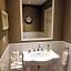 Dot's Landing Garden Room