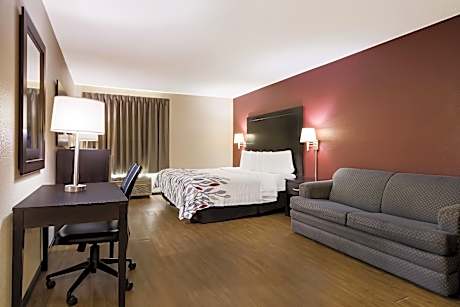 Suite King with Spa Bath Non-Smoking