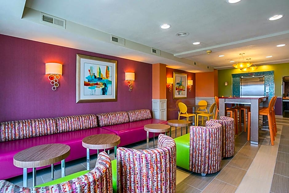 Clarion Inn & Suites Evansville