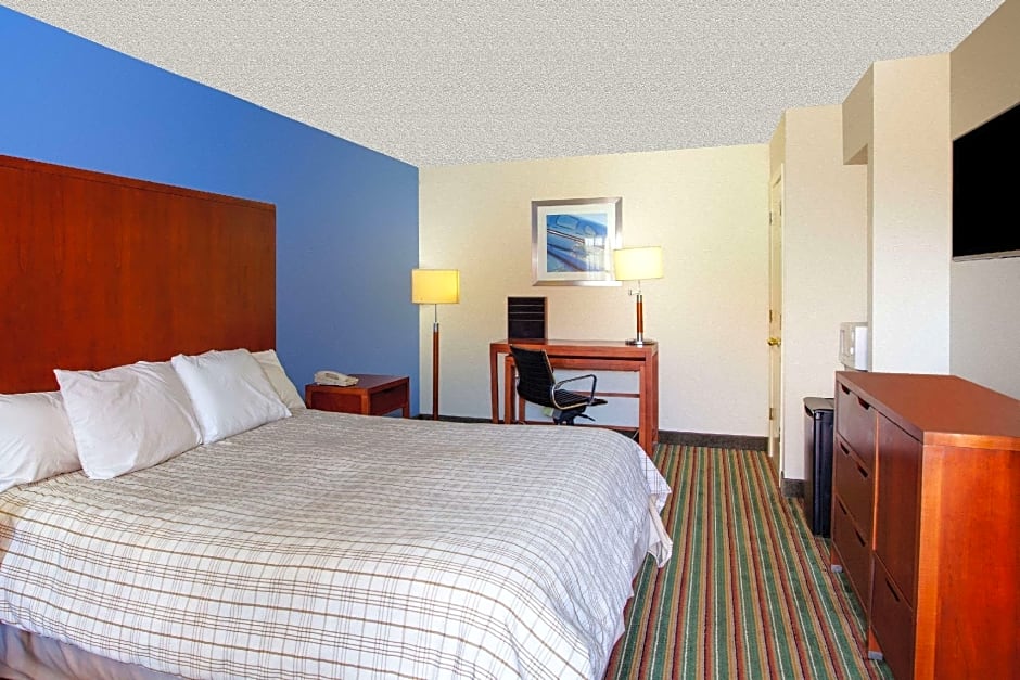 Knights Inn - Lithonia