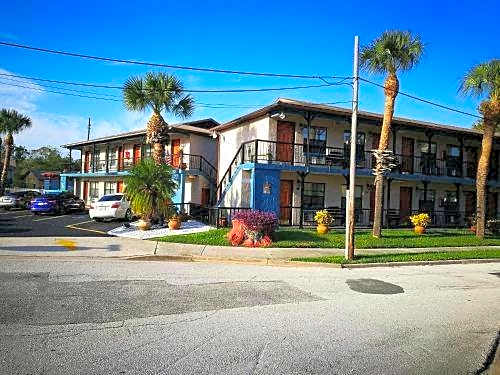 Merida Inn and Suites