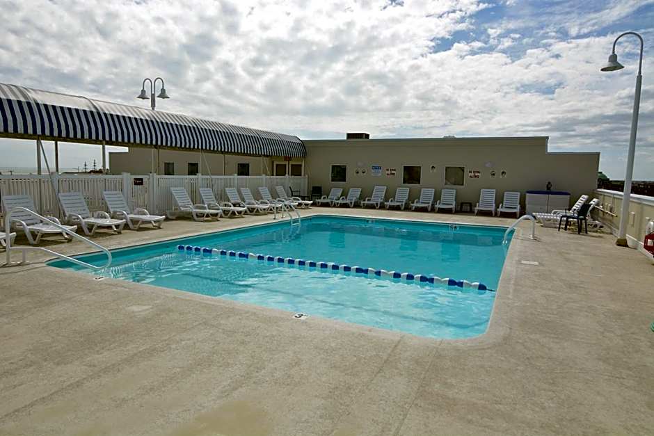 Biscayne Suites