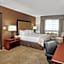 Holiday Inn & Suites Chicago-Carol Stream (Wheaton)