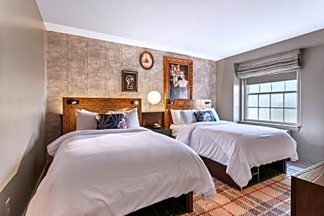 Standard Double Room with Two Double Beds and City View