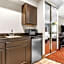 Best Western Plus Parkway Inn