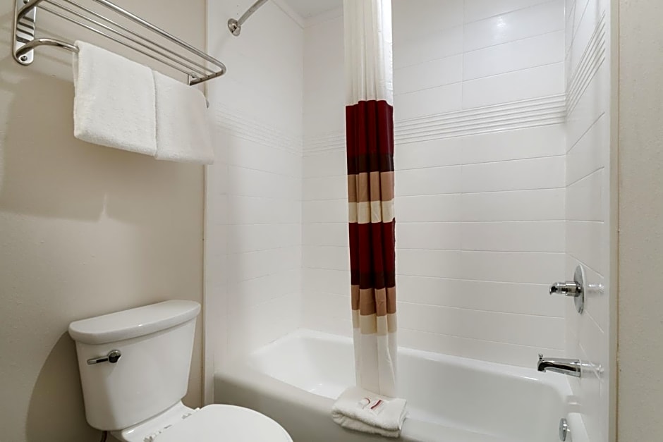 Red Roof Inn Houston - Spring North