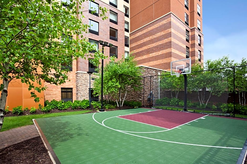 Homewood Suites by Hilton Minneapolis-StLouis Park at West
