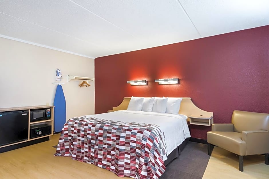Red Roof Inn - Laredo