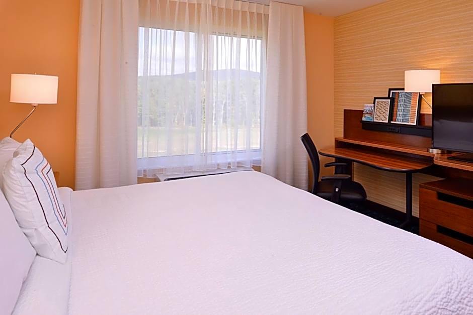 Fairfield Inn & Suites by Marriott Plymouth White Mountains