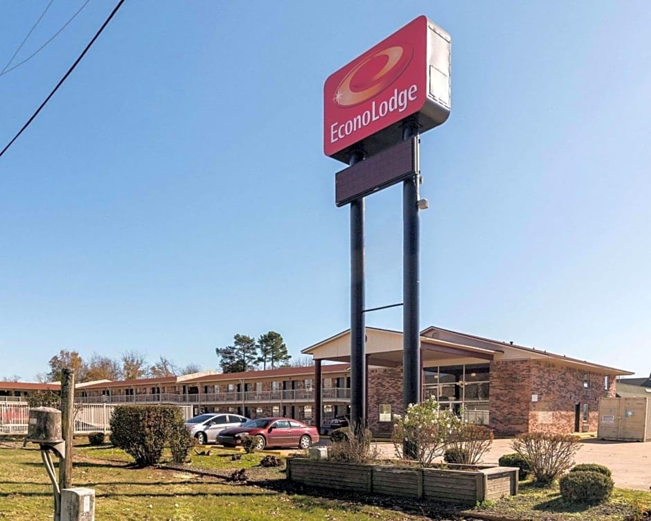 Econo Lodge Russellville I-40
