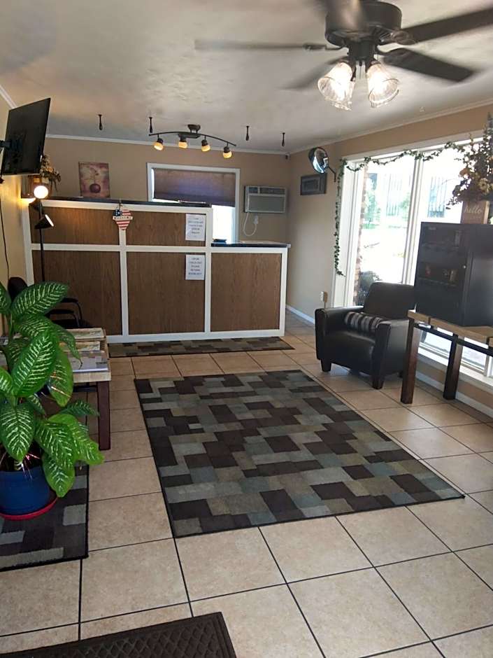 Town House Motel
