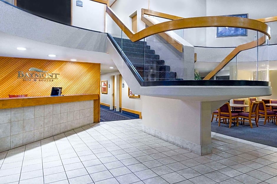Baymont by Wyndham Muncie Near Ball State University