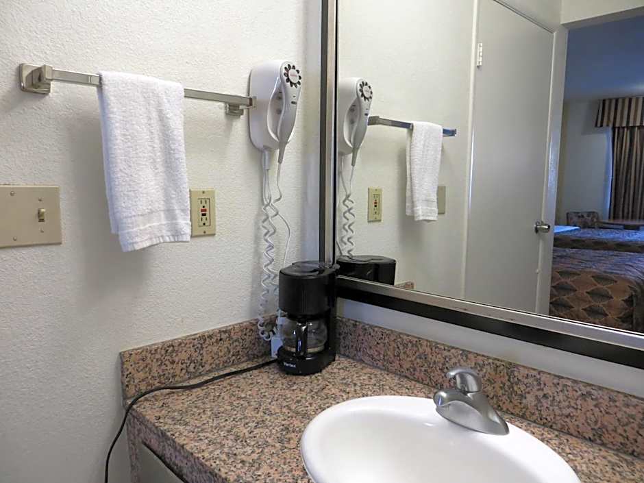 Travelodge by Wyndham Banning Casino and Outlet Mall