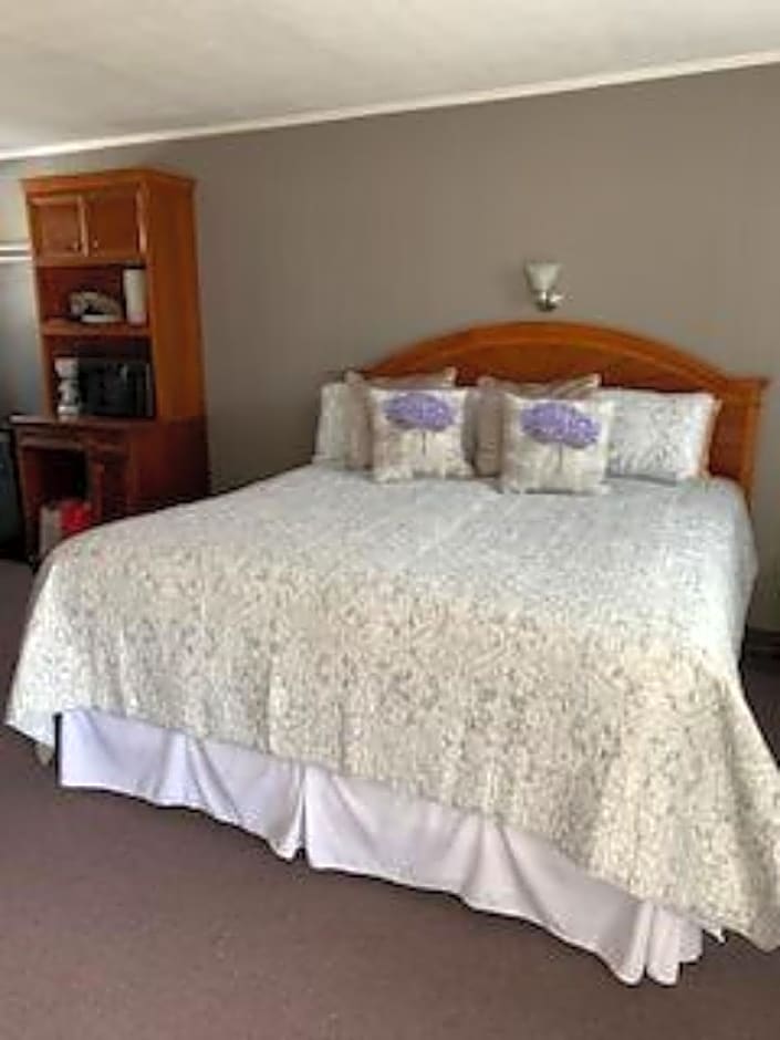 Yankee Trail Motel