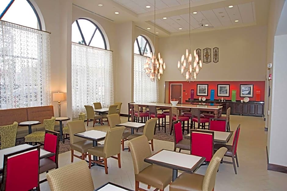 Hampton Inn By Hilton Schenectady