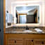 NEW! Marriott Slope View Ski & Golf Luxury Studio Sleeps 4 Full kitchen, Amenities & Parking