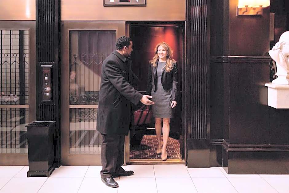 Fifteen Beacon Hotel