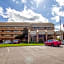 Tulsa Square Hotel Central, I-44 By OYO
