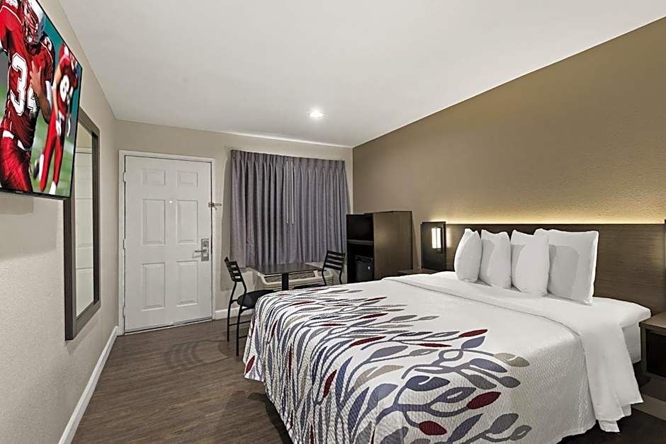 Red Roof Inn Carson - Wilmington, CA