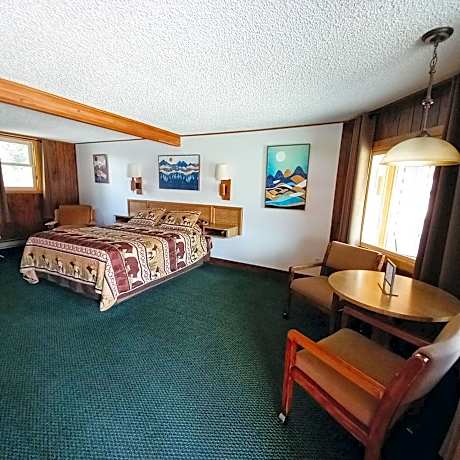 Queen Room