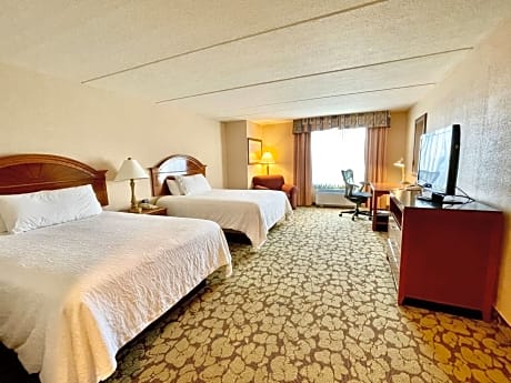 Queen Room with Two Queen Beds - Disability Access