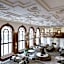 Hotel Fort Des Moines, Curio Collection by Hilton