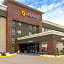 La Quinta Inn & Suites by Wyndham Des Moines West Clive