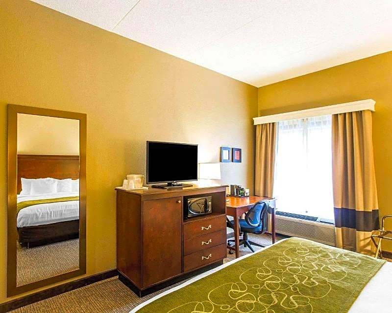 Comfort Suites Cookeville