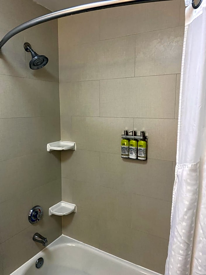 Holiday Inn Express Hotel & Suites Columbia I-26 @ Harbison Blvd