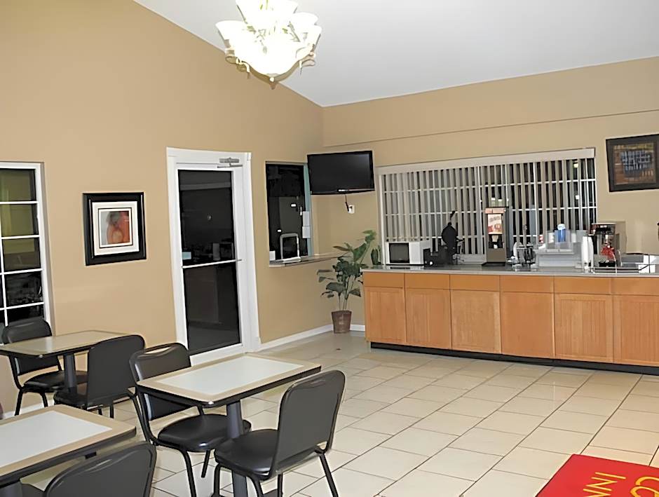 Continental Inn and Suites