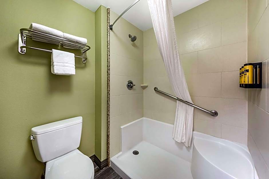 Best Western Plus Avita Suites