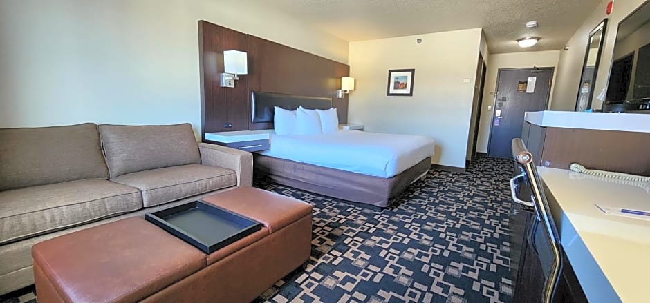 Comfort Inn & Suites