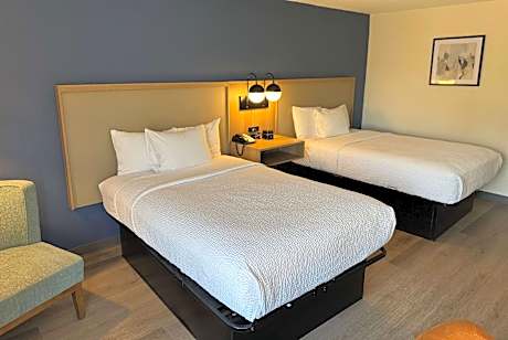 2 Double Beds Non-Smoking