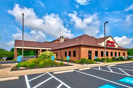 Hampton Inn By Hilton And Suites Cleveland-Airport/Middleburg Heights