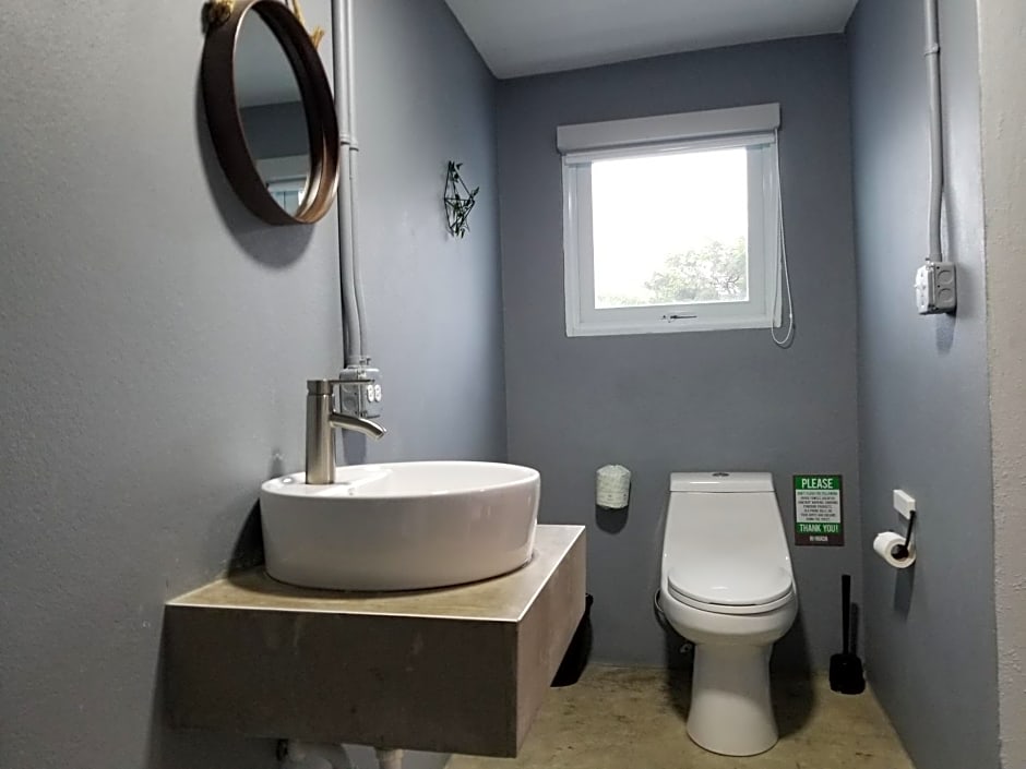 Nomada Urban Beach Hostel- Calle Loiza