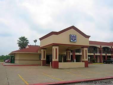 Executive Inn & Suites