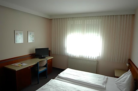 Pension Weber GmbH - Alojamientos en VIENA