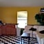Garden Inn & Suite