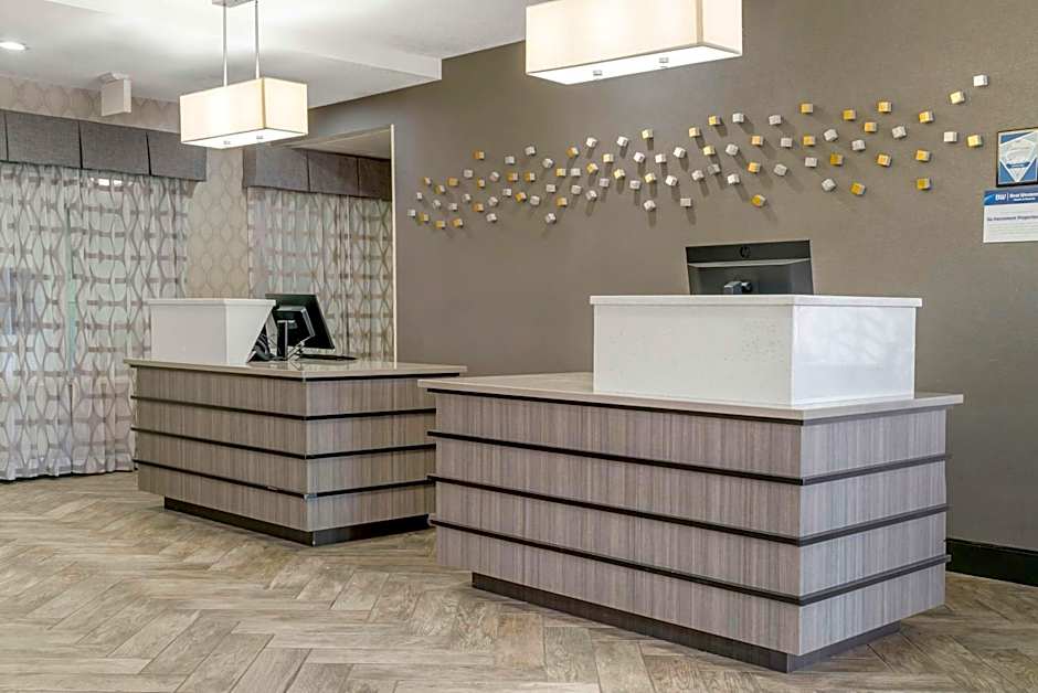 Best Western Beacon Inn
