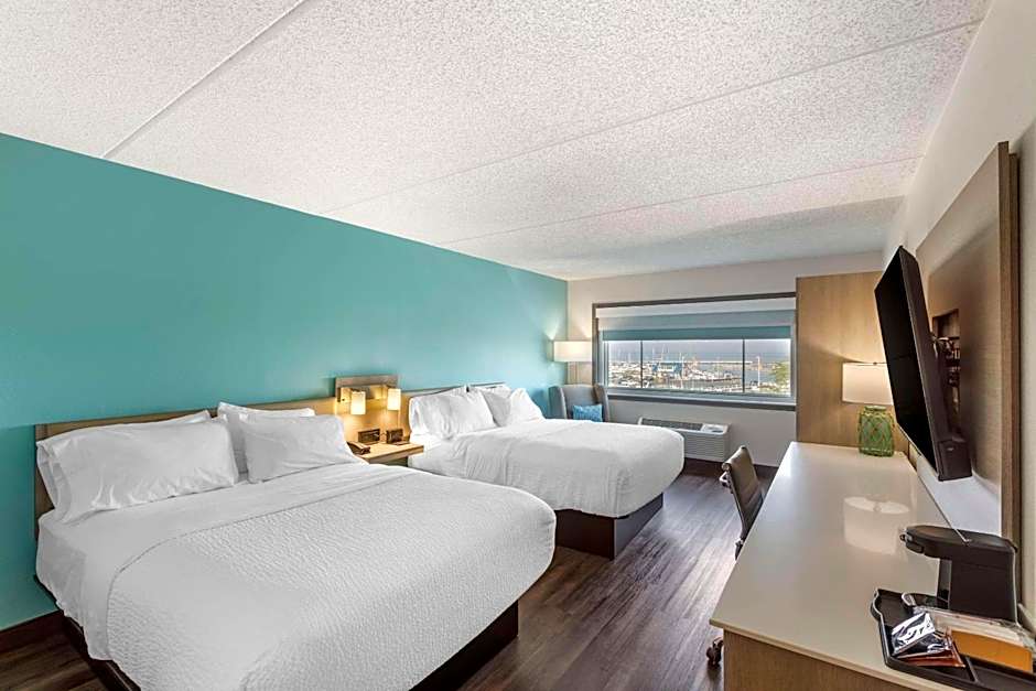 The Harborview, Ascend Hotel Collection