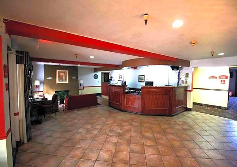 Norwood Inn Roseville