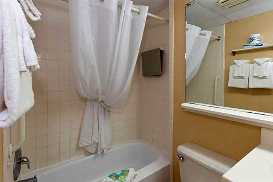 BO - Studio w Balcony and Ocean View - 203, 604 - Ocean City MD