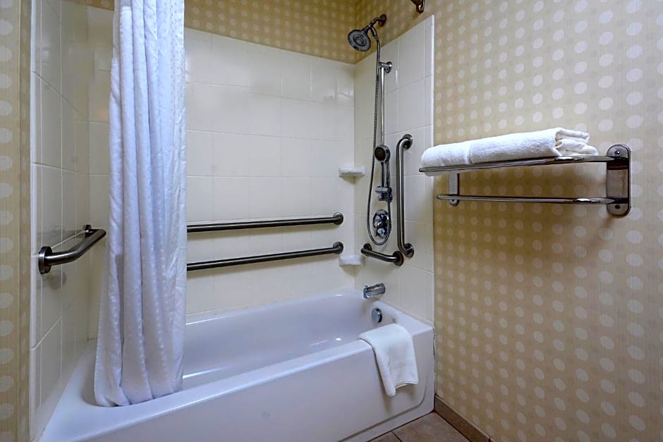 Holiday Inn Express Lynchburg